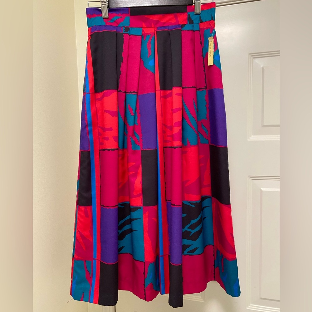 Vintage Multicoloured Geometric fully lined Front Pleated Midi Skirt size 13-14